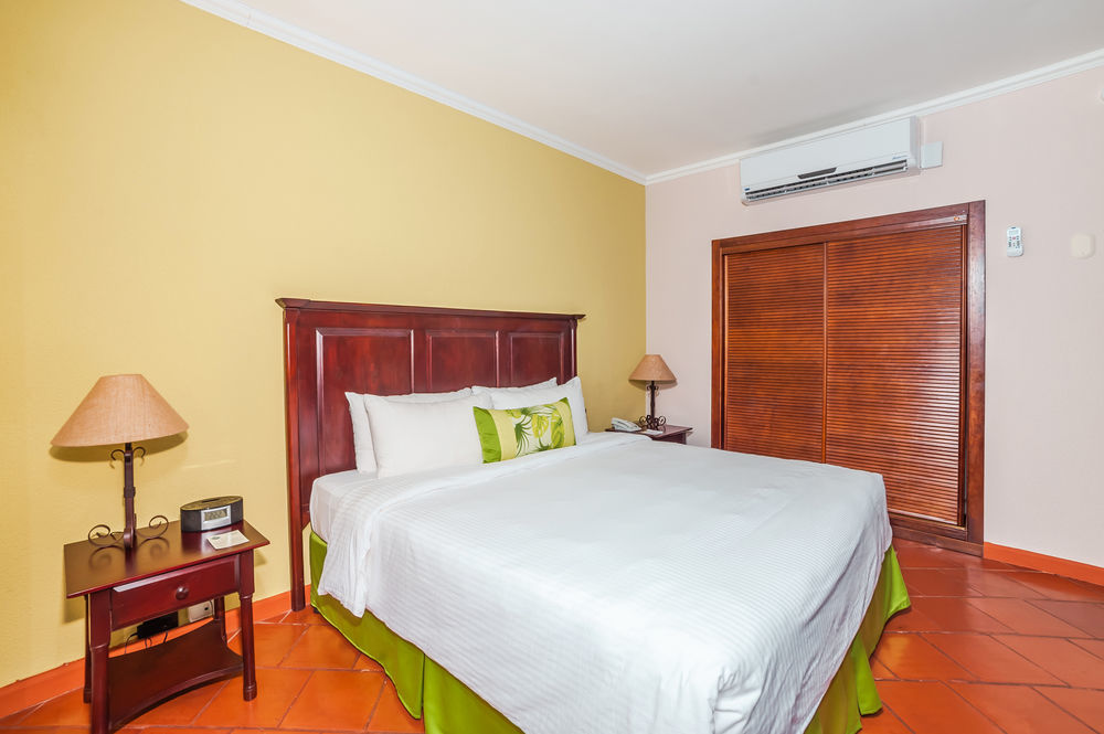 ออคซิเดนตัล ปาปากาโย - สำหรับผู้ใหญ่เท่านั้น - ออล อินคลูซีฟ Hotel Culebra ภายนอก รูปภาพ